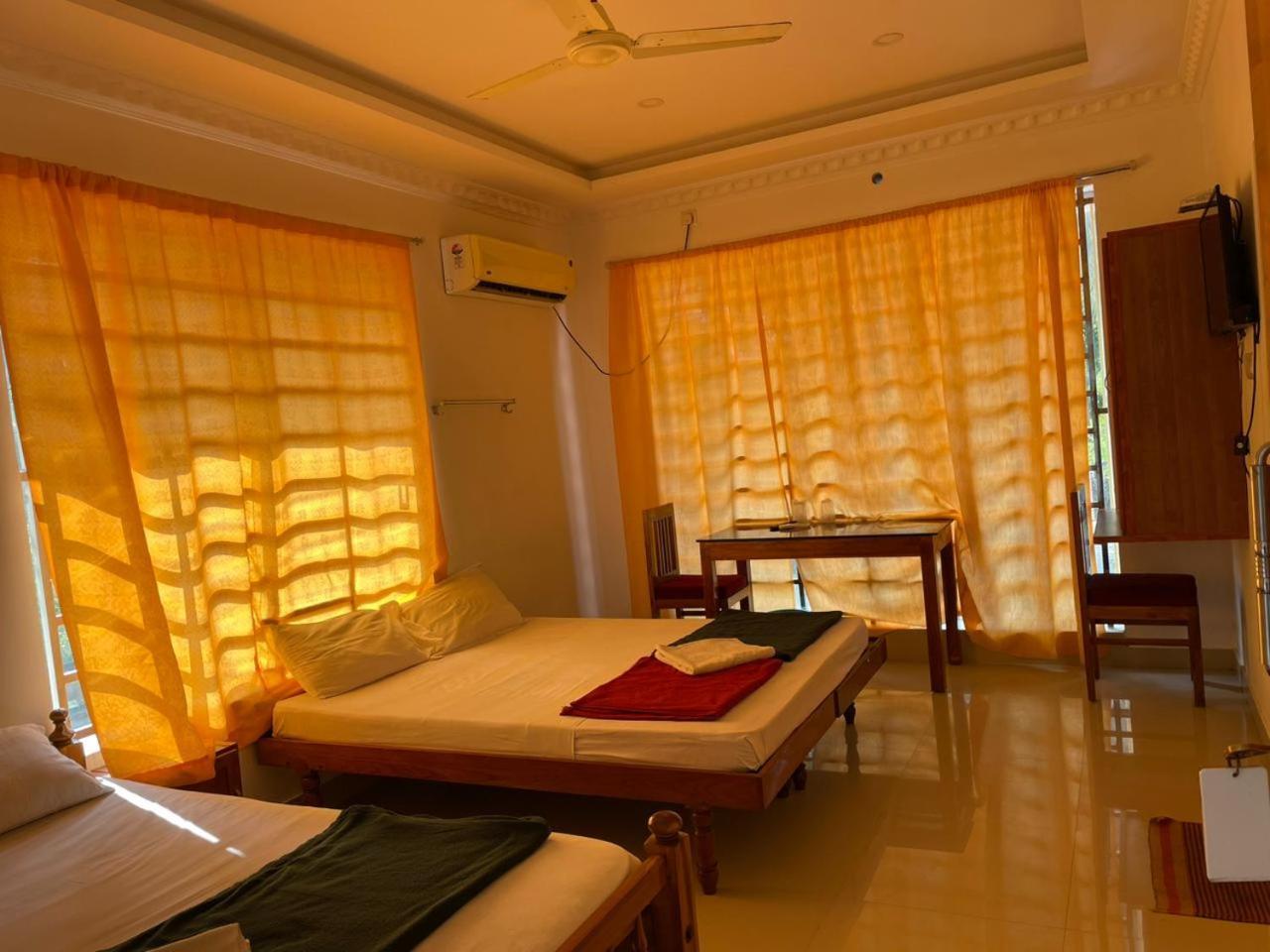 Somatheertham Resort Thiruvananthapuram Zewnętrze zdjęcie