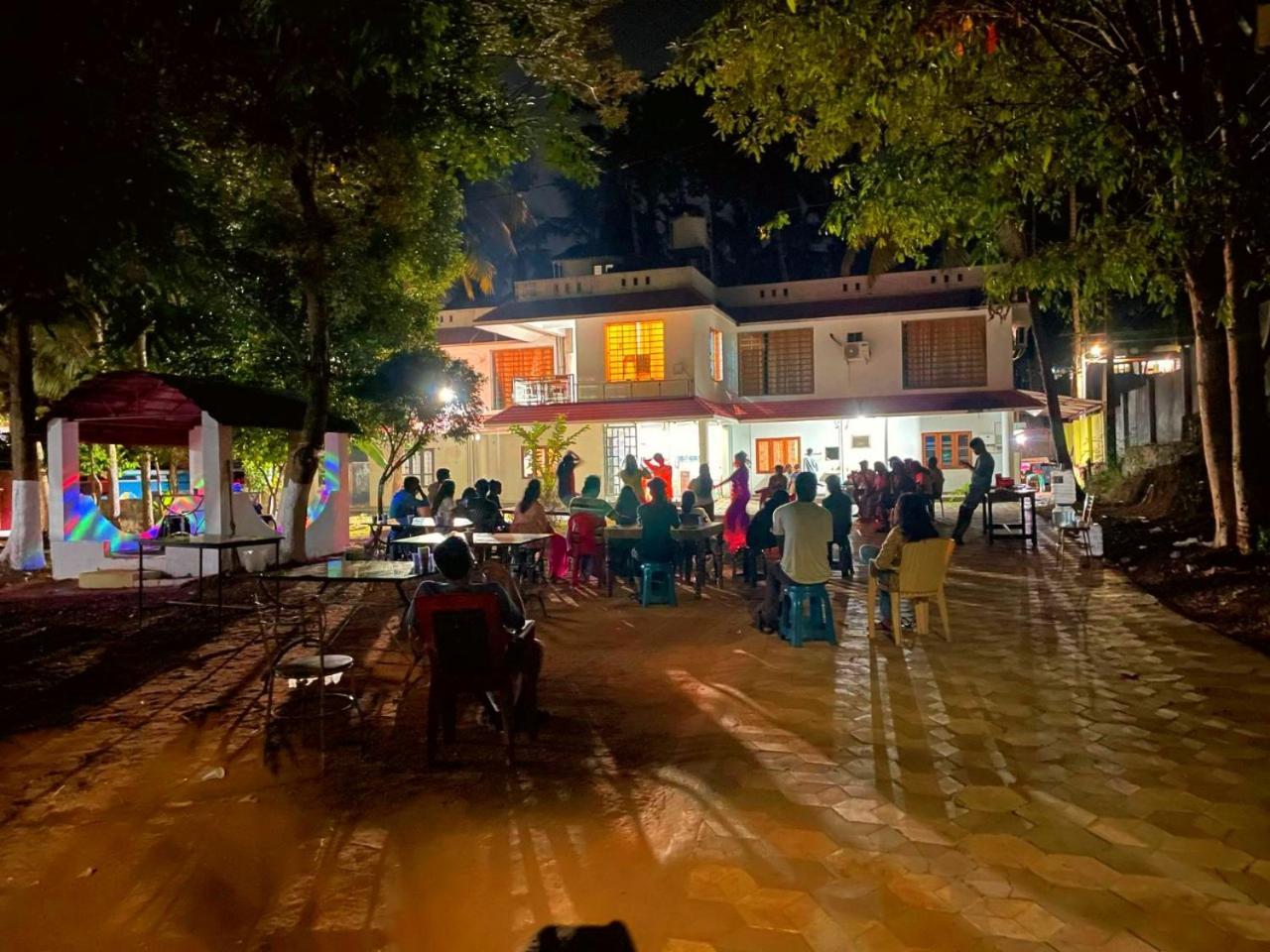 Somatheertham Resort Thiruvananthapuram Zewnętrze zdjęcie